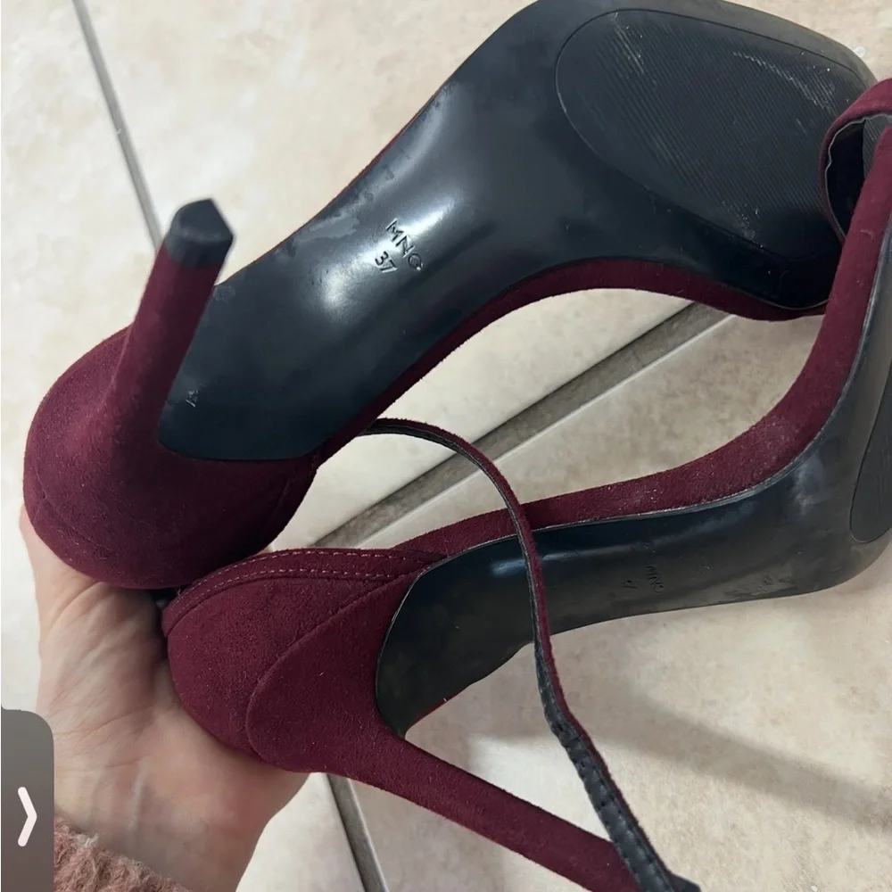 Mango size 37